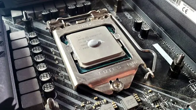 pea-sized amount of thermal paste