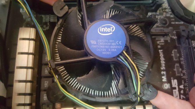 unlocked pin to remove cpu fan