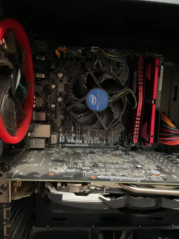 locate the CPU fan to be replaced